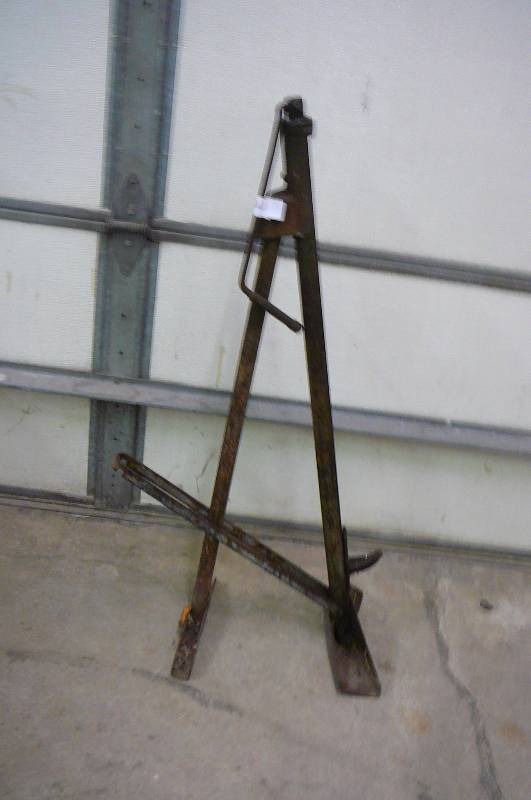 Vintage Bumper Jack