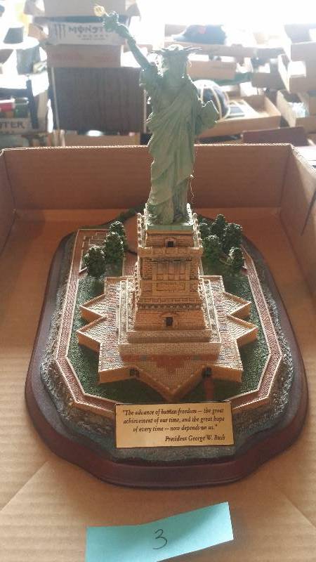 Statue