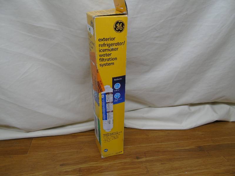 Exterior RefrigeratorIcemaker water filtration system