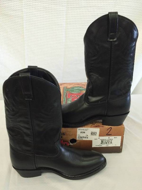 Laredo Mens Trucker Cowboy Boot - Wide 9EW