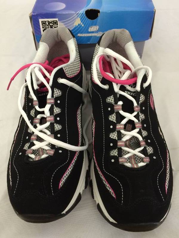 Skechers Womens Centennial Shoe Wide 10