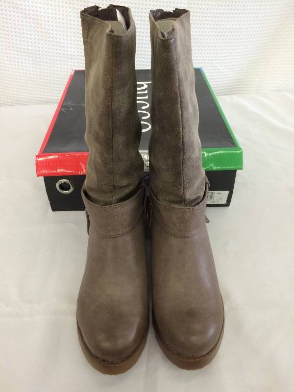 Bucco Womens Riba Faux Suede Mid-Boot 8