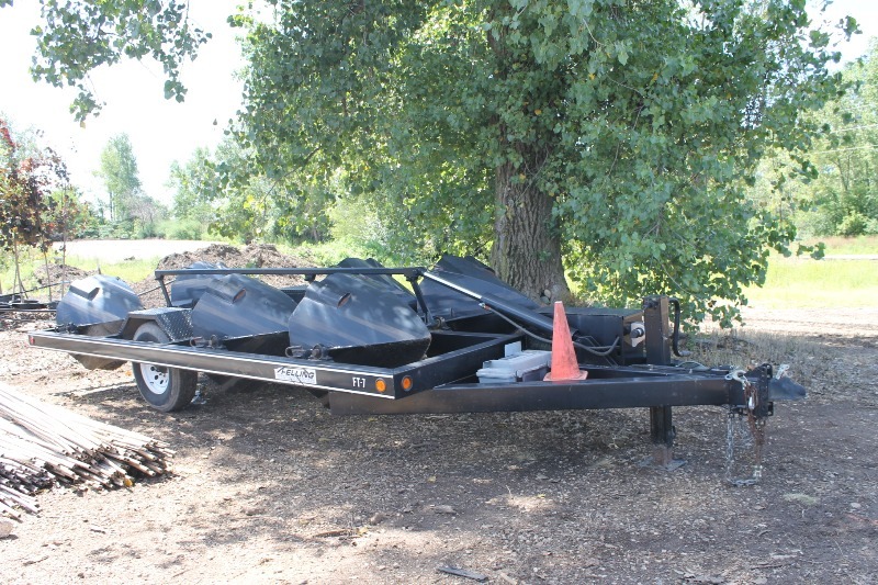 lot 2 image: Felling FT-7 Trailer with 6-pod transport system