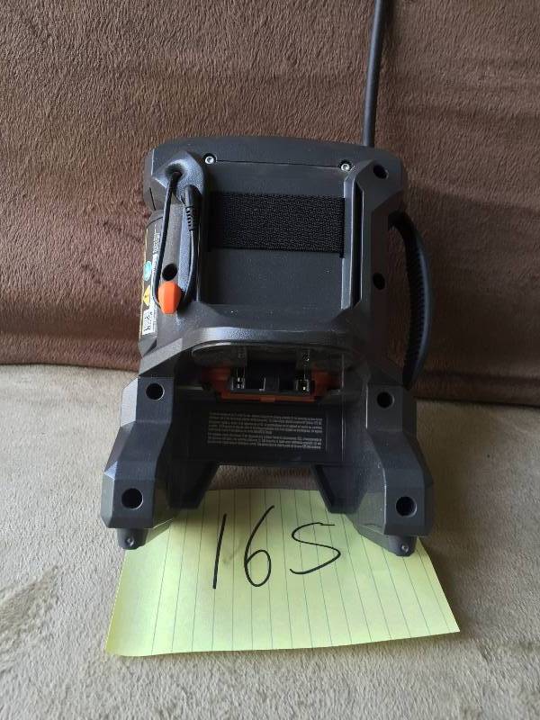 Ridgid Radio battery not included