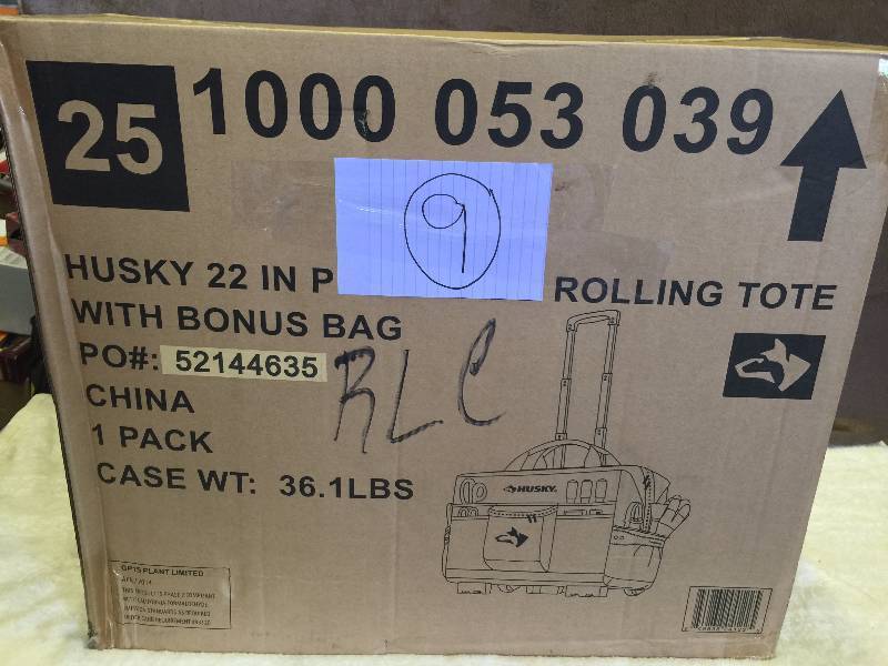 Husky 22 Rolling Tote plus Bonus Bag New