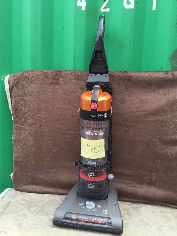 Windtunnel Vacuum missing attachments