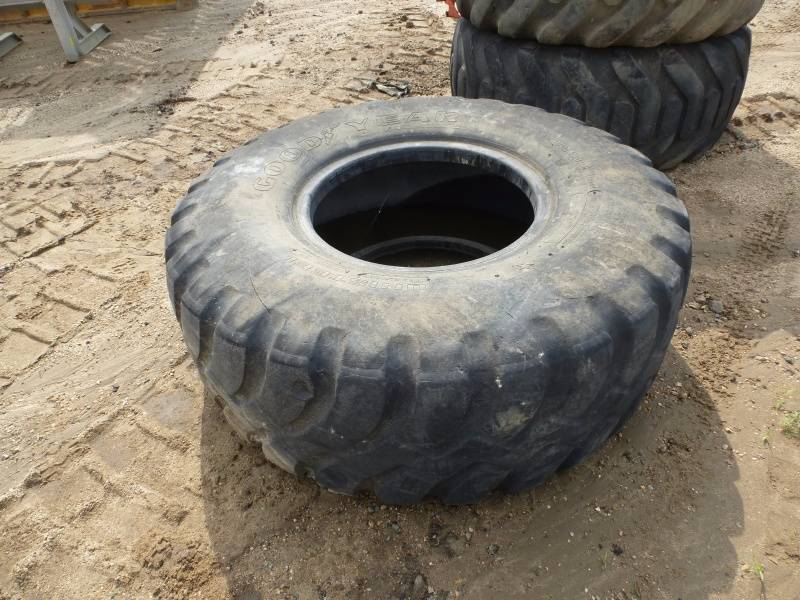 Goodyear Loader tires
