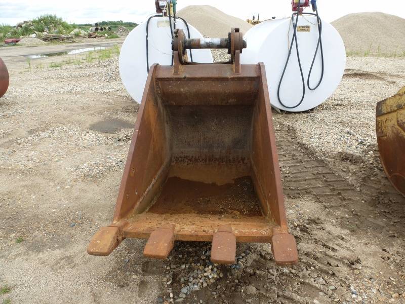 Finning Excavator Bucket