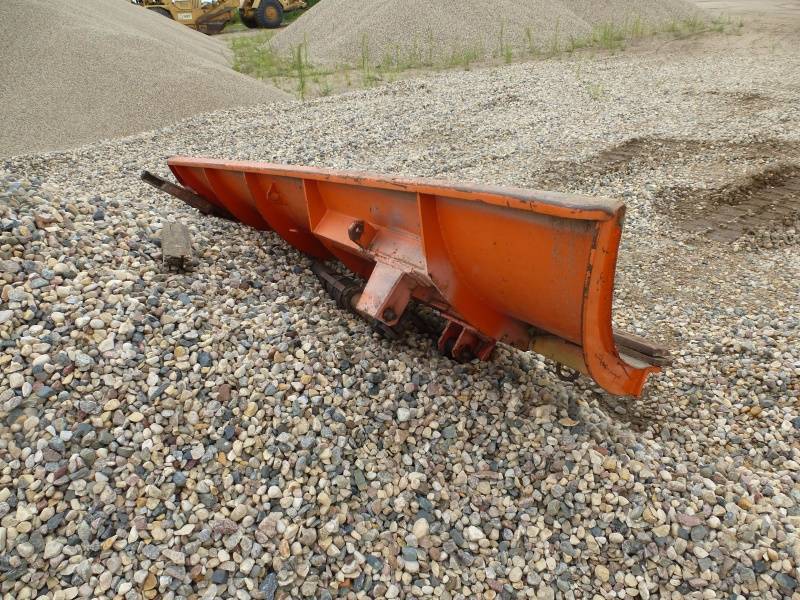 1996 Ford L 9000 Snow Plow Truck