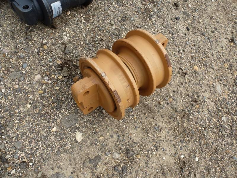 Caterpillar DGR Bottom Roller