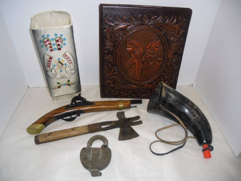 lot 9 image: A little bit Western