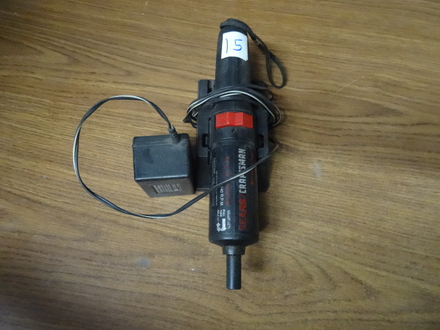 lot 15 image: Cordless screwdriver