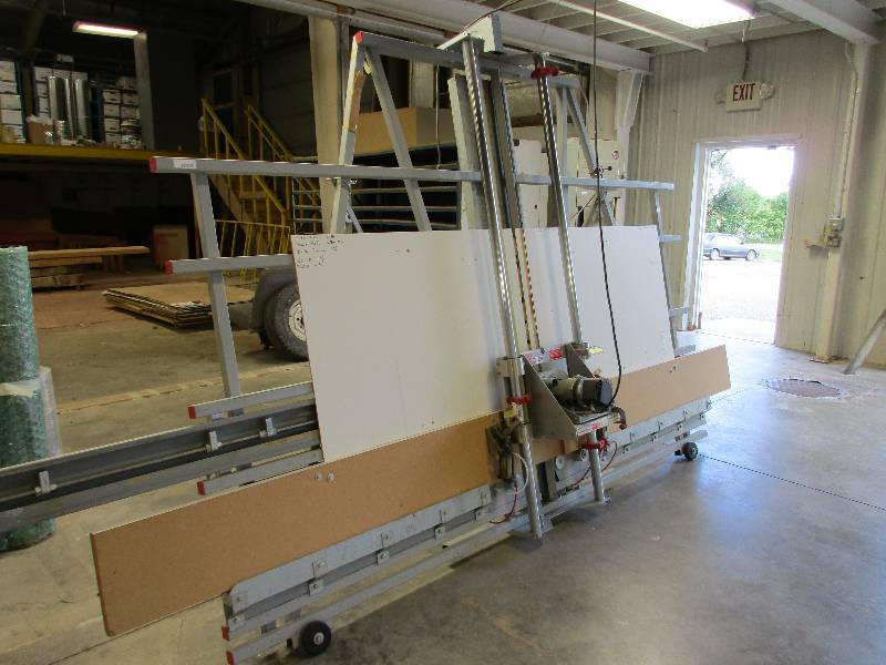 lot 11 image: Vertical routerpanel cutting table