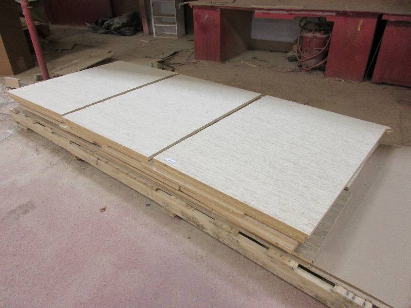 lot 17 image: Expensive plywood