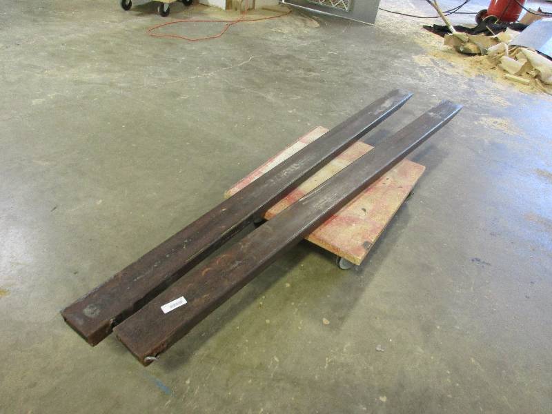 lot 20 image: Fork extensions