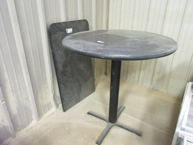 lot 28 image: 2 tables