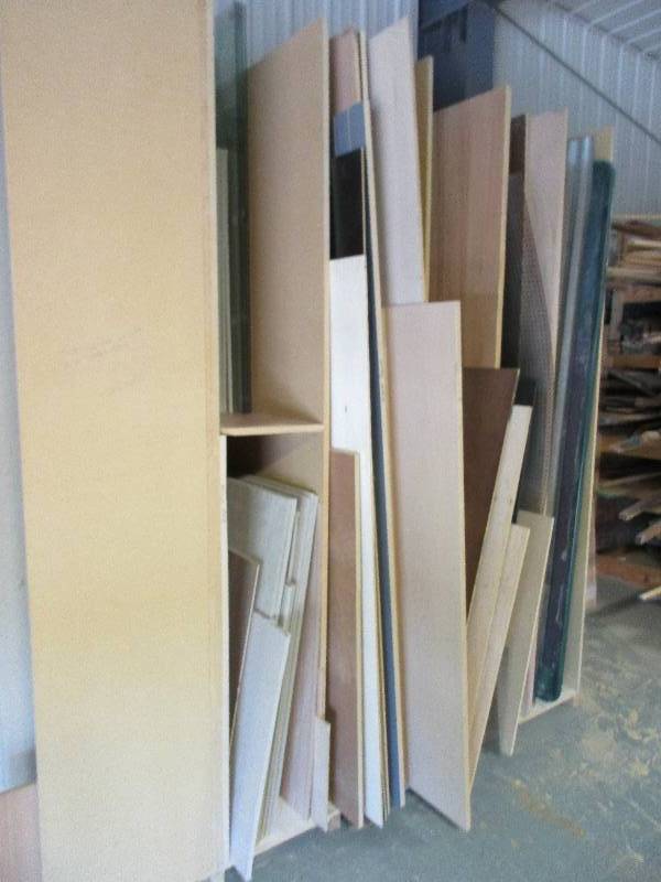 lot 107 image: Rack of plywood