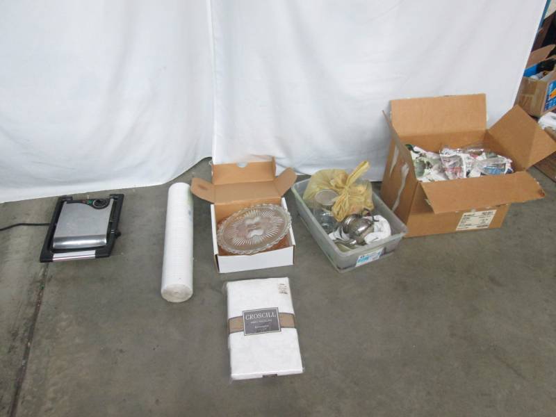 Variety of Kitchen Items