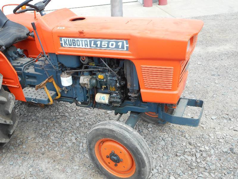 Kubota L1501 Tractor, 2Cylinder Di... LE Tractors 5 KBID