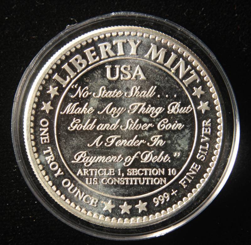 1 TROY Oz. .999 FINE SILVER ROUND LIBERTY MINT IN AIRTITE CAPSULE