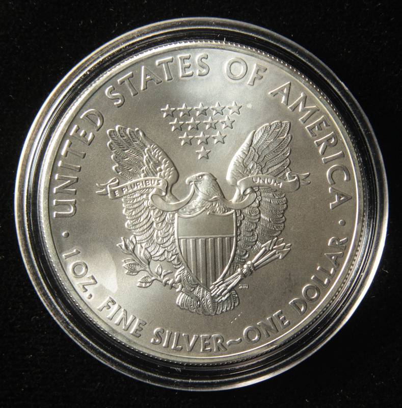 2013 US SILVER EAGLE .999 FINE SILVER IN AIRTITE HOLDER