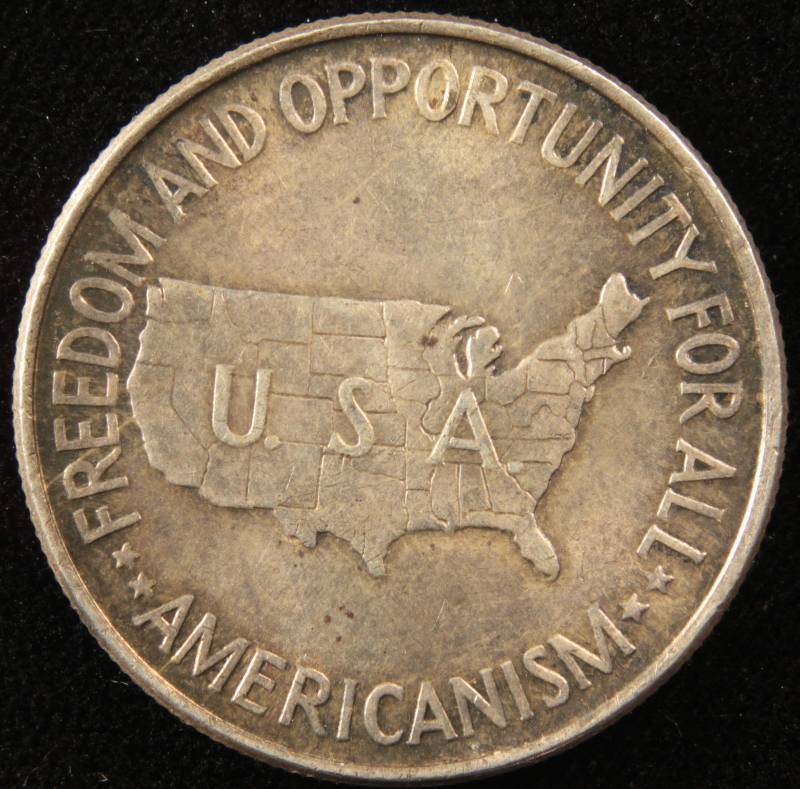 1952 WASHINGTON-CARVER SILVER COMMEMORATIVE