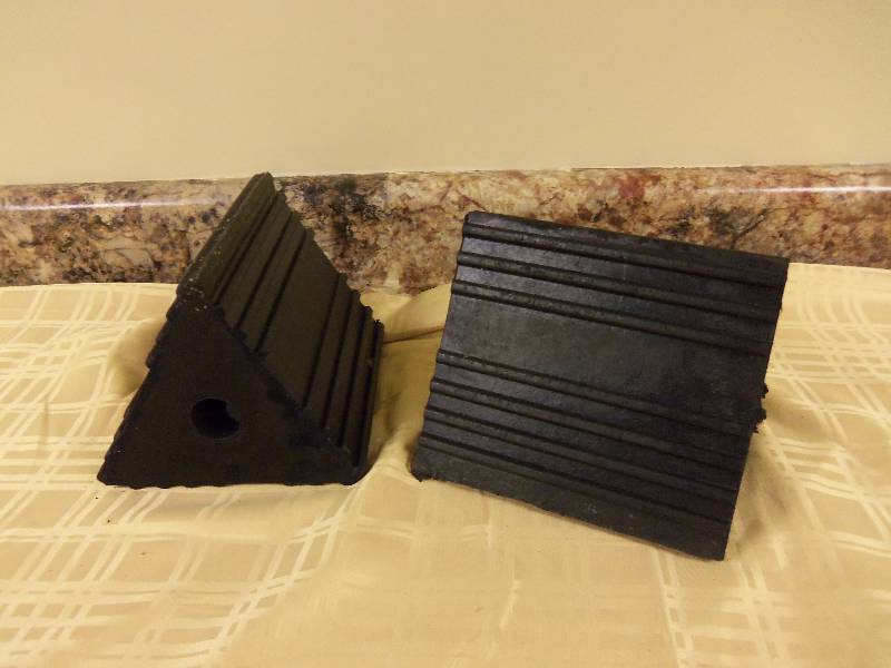 Rubber Chocks