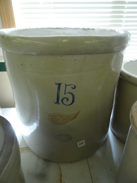 # 15 Red Wing Crock
