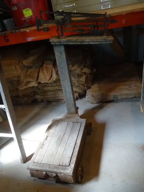Vintage Platform Scale