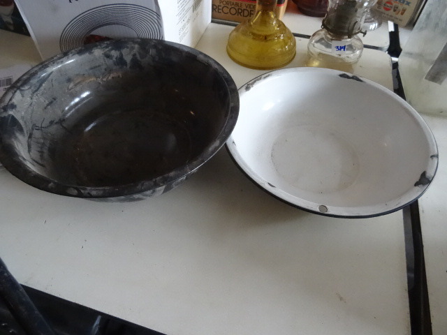 Metal Bowls Vintage