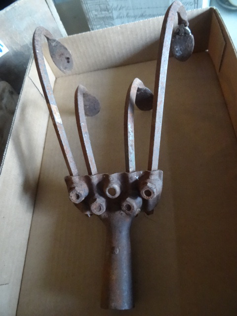 4 Tine Cultivator