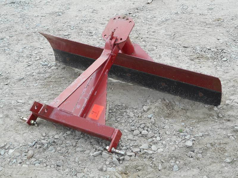 Unused 60 Three-Point Blade, Steel...