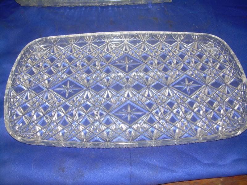 set of 12 heavy plastic catering trays