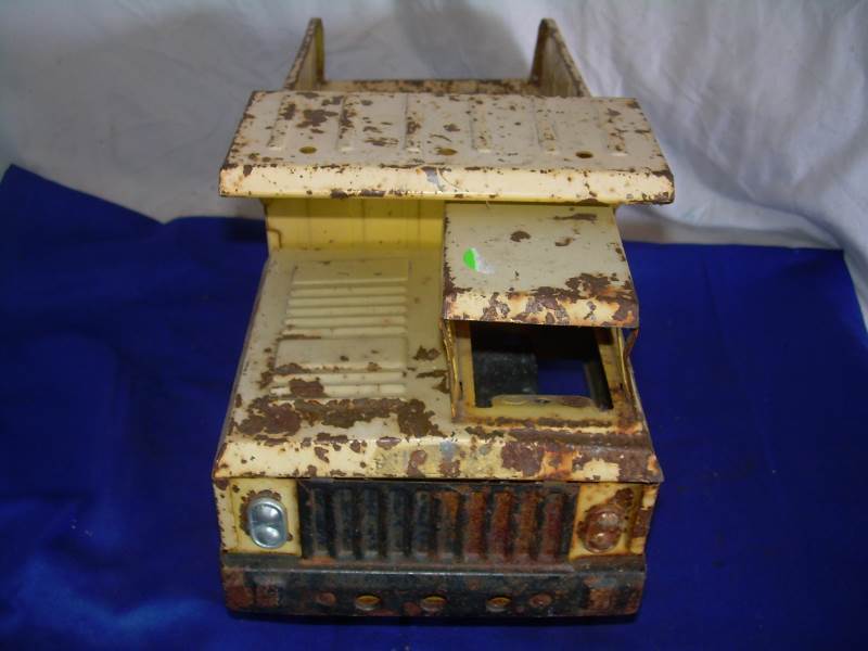 vintage nylin metal dump truck