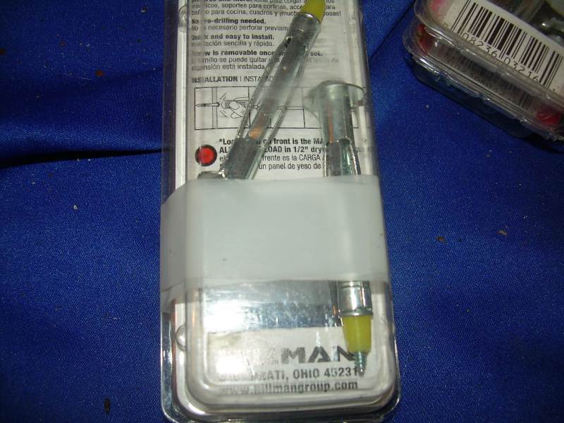10 packs of wall anchors