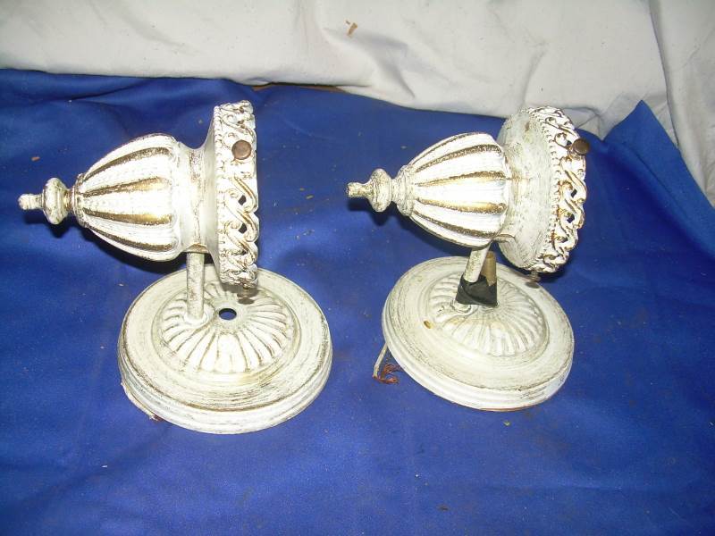 Vintage wall light fixtures