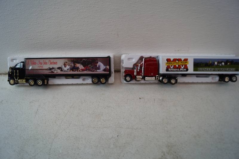 Kenworth and Peterbilt Semis