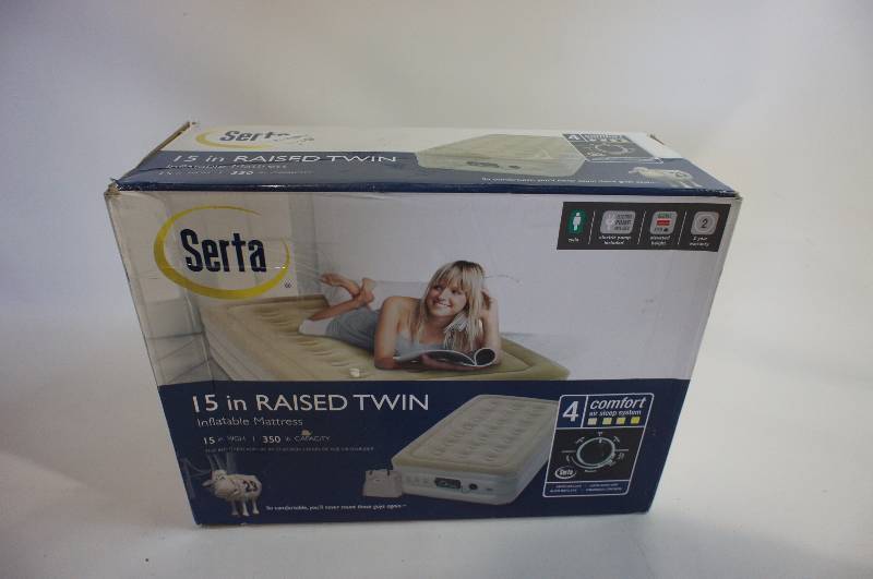 lot 16 image: Serta Raised Twin Air Mattress with Insta III Pump