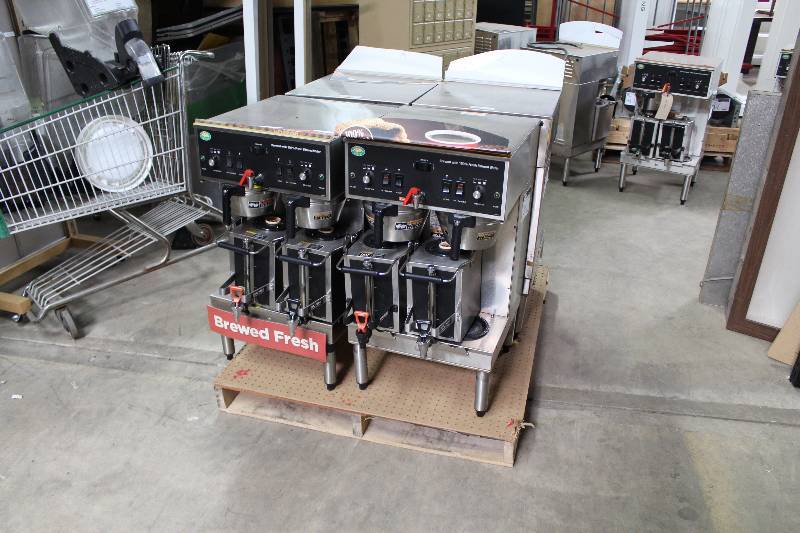 lot 81 image: Lot of (2) Holiday Pantry Commercial Coffee Makers & Warmers Dual Pots Top Brewing 18 x 19 x 33.