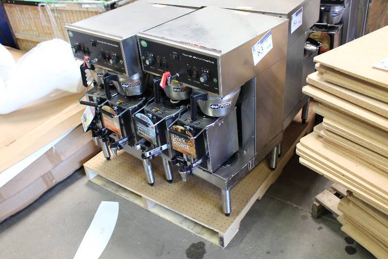 lot 83 image: Lot of (2) Holiday Pantry Commercial Coffee Makers & Warmers Dual Pots Top Brewing 18 x 19 x 33.