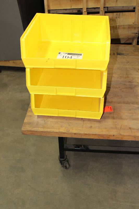 lot 104 image: Lot of (3) Plastic Storage Containers Stackable 16 x 15 x 7.