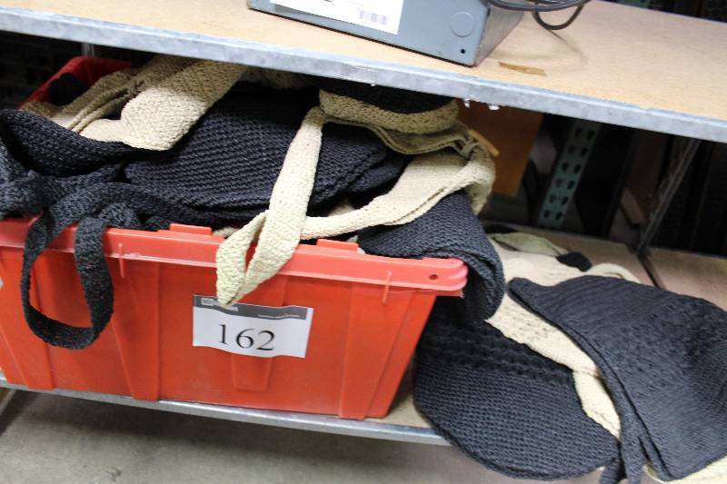 lot 162 image: Box Lot of Carrying Bags & Totes.
