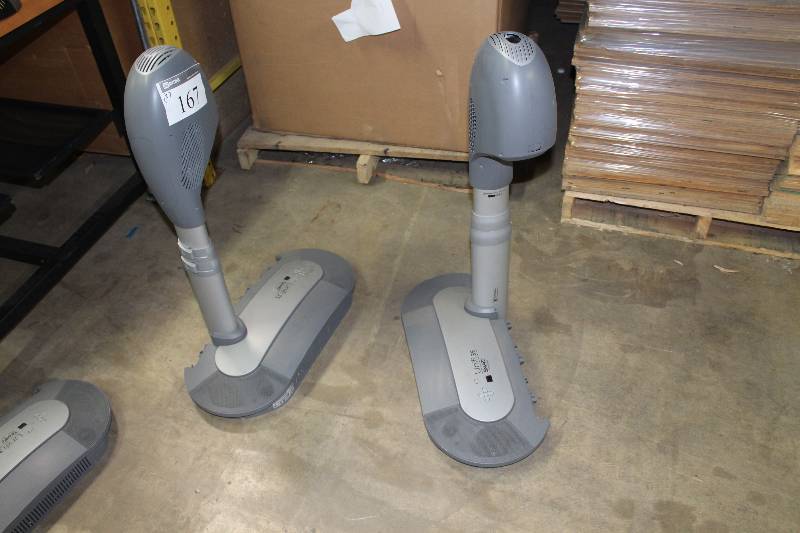 lot 167 image: Lot of (2) 3M Smart Technologies Unifi 35 DLP Projector Model 20-00781-00.