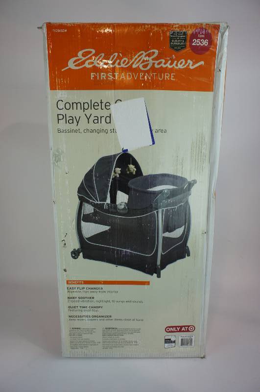 Eddie Bauer� Complete Care Playard