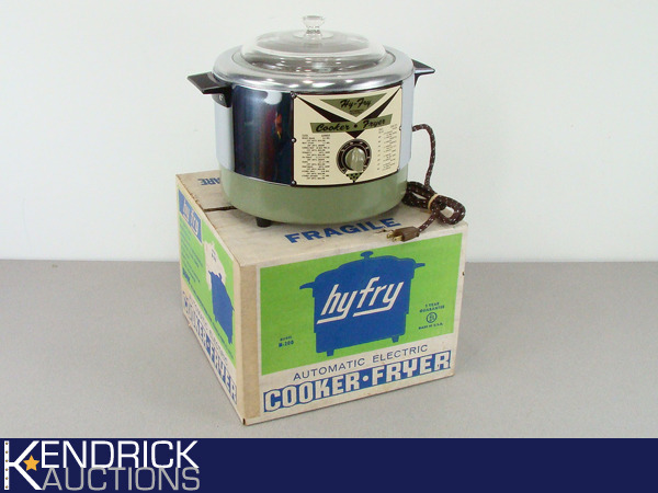 lot 3 image: Vintage NOS Hy Fry Automatic Electric CookerFryer