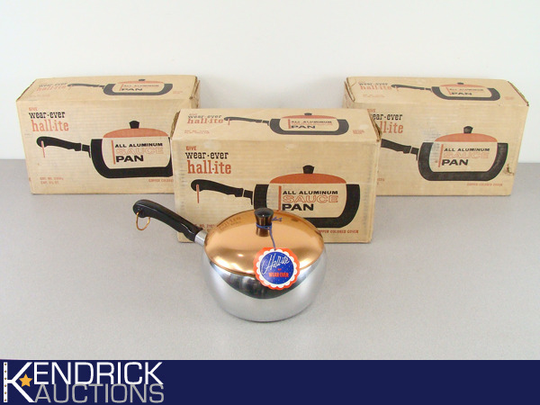 lot 12 image: 3 NOS Vintage Wear-Ever Hallite 3 12 qt. Sauce Pans
