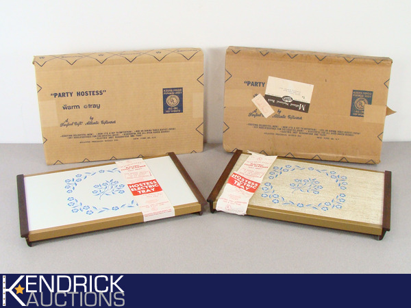 lot 33 image: 2 NOS Vintage Hostess Warm-O-Trays