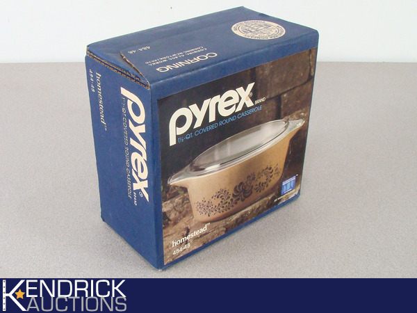 lot 37 image: NOS Vintage Pyrex Homestead 1 12 qt. Round Casserole Dish