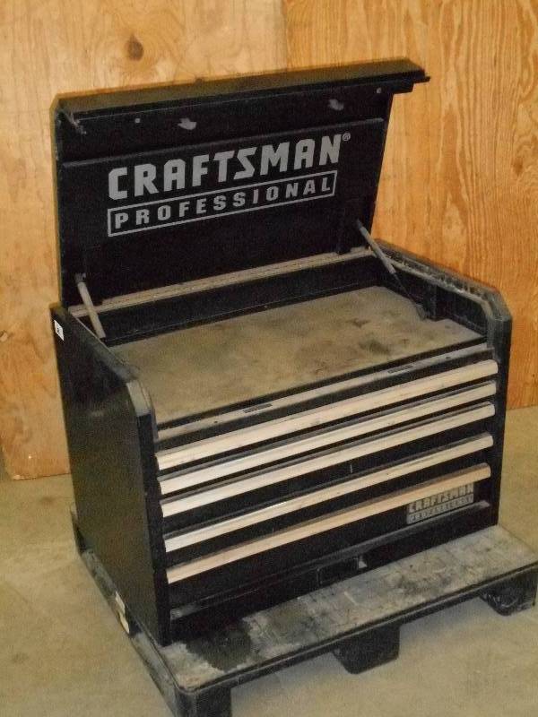 lot 6 image: Craftsman Professional 5-Drawer Hea...