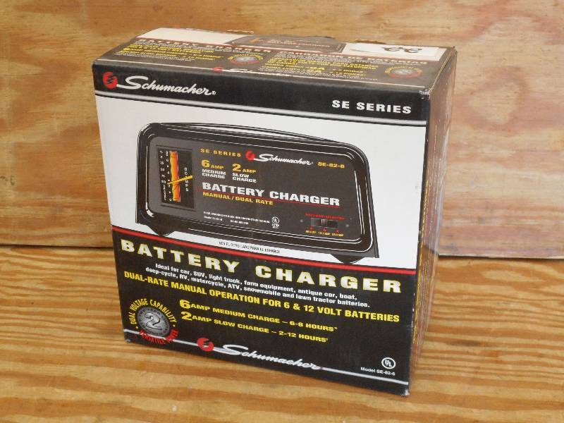 lot 22 image: Unused Schumacher 612Volt 26Amp B...